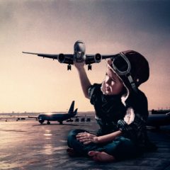 Tips para viajar en avión con tu bebé